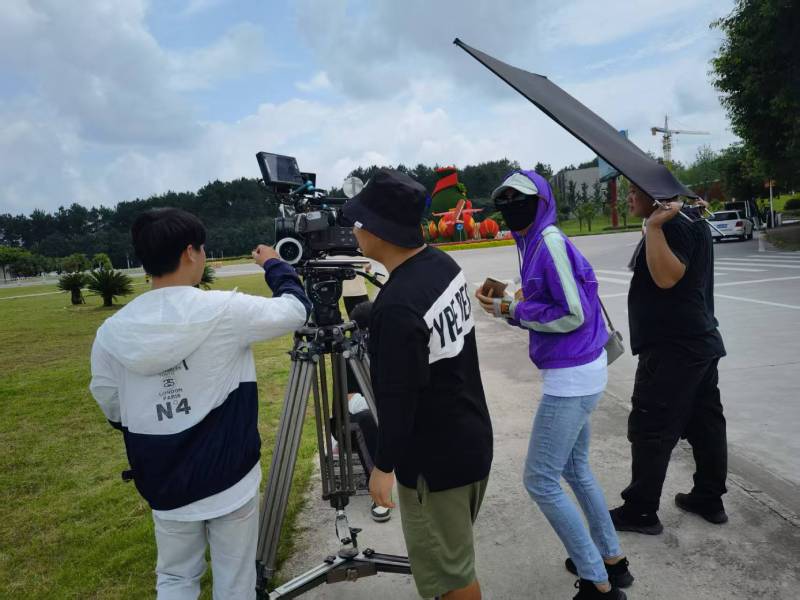 中站区极致互动，未来愿景宏大，致力于成为全球领先的产品宣传视频企业