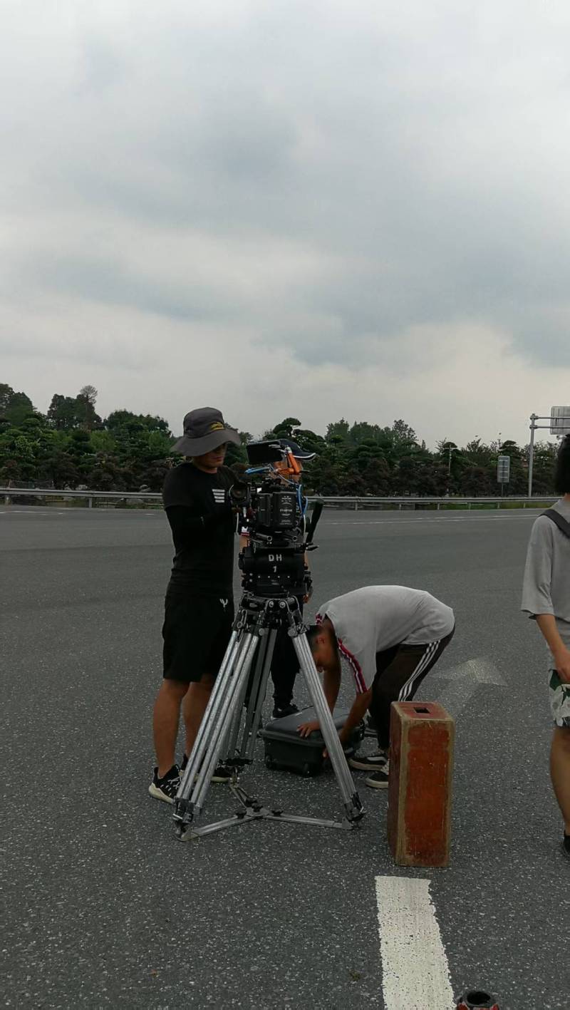 聚焦中站区产品视频拍摄，以专业视角雕琢产品高光影像